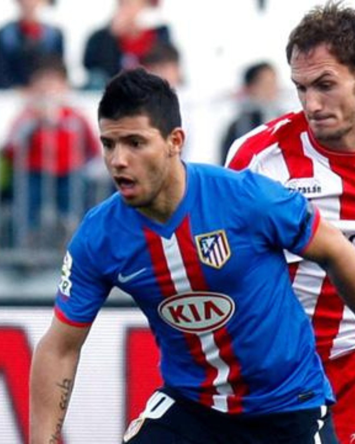 AGUERO KUN 2010-11 (Atl M)